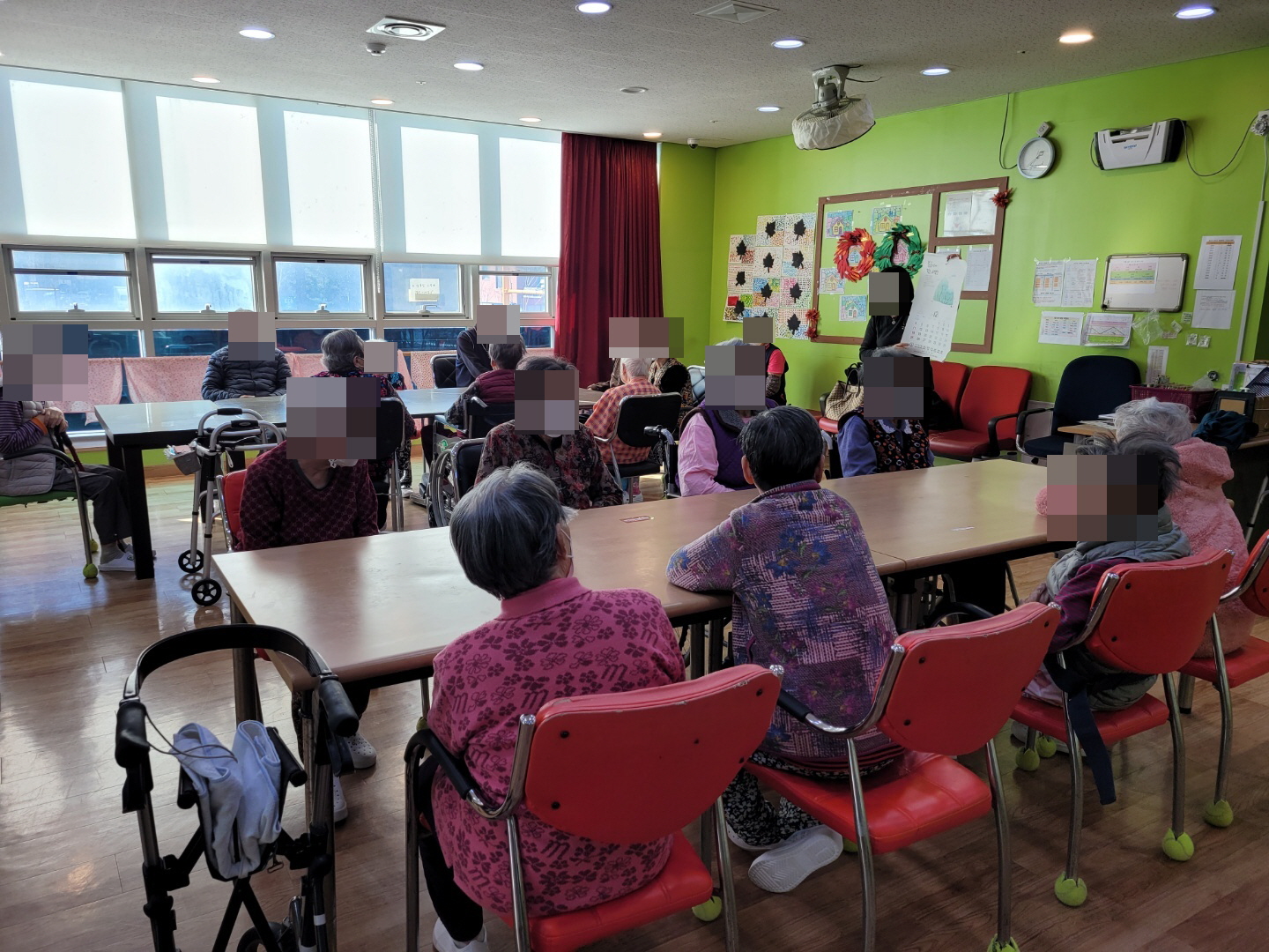 2000769928_oCi9XdJk_c3dcb9d0654704c0e4da8fdcd2a57d5d02949869.jpg 이미지크게보기